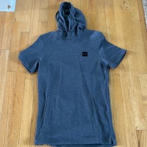 Under Armour men’s gray short sleeved hoodie size S